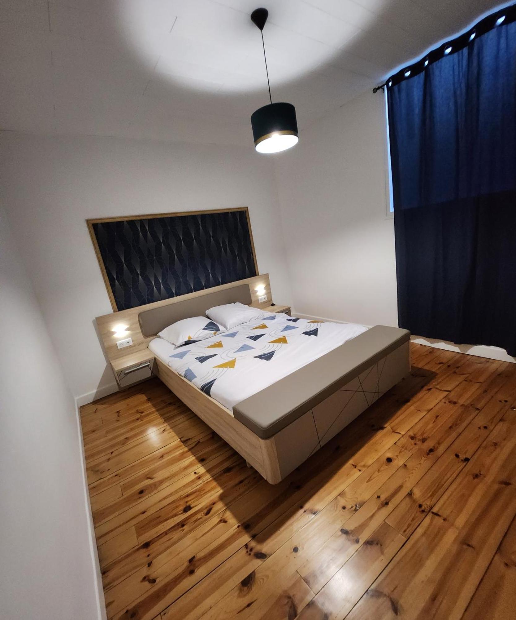 Chaleureux Appartement Refait A Neuf Vic-sur-Cère Extérieur photo